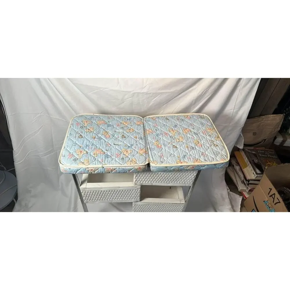 VTG Doll White Wicker Storage Changing Table Teddy Bear Print‎ Changing Pad Top